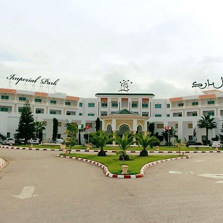 Hotel Prestige And Resort الحمامات المظهر الخارجي الصورة